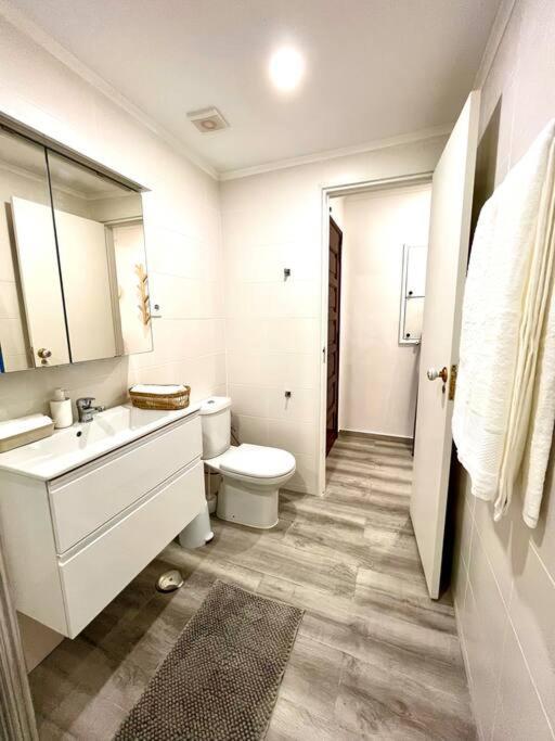 New-Romantic Studio Near The Beach! Paco de Arcos Bagian luar foto