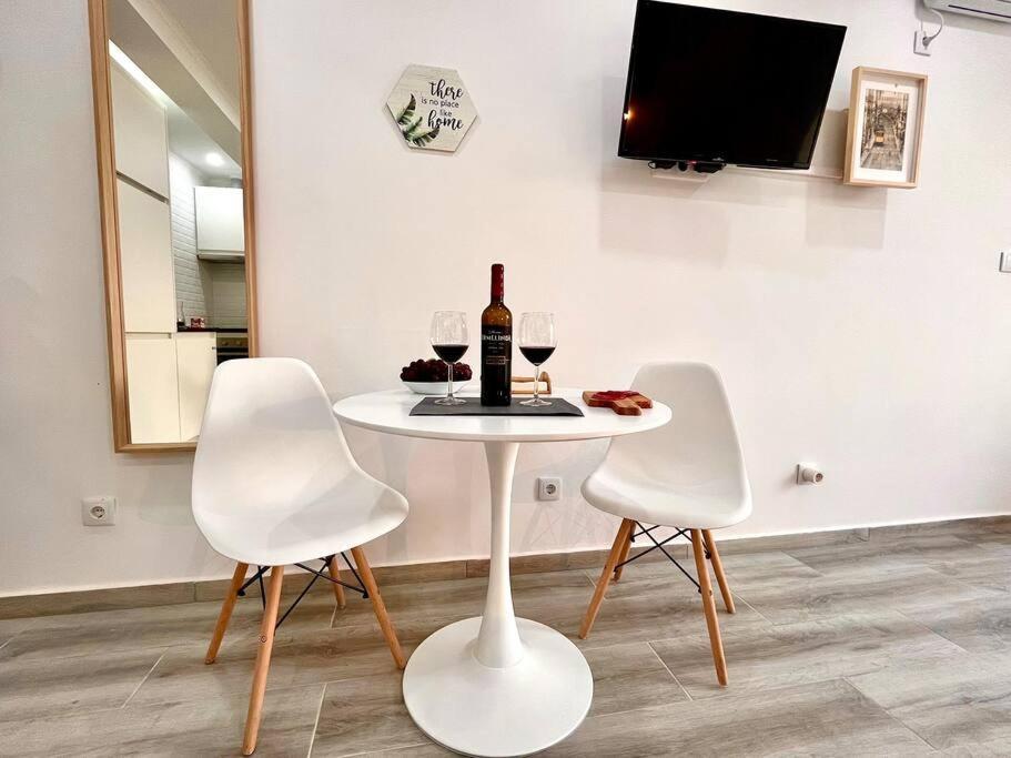 New-Romantic Studio Near The Beach! Paco de Arcos Bagian luar foto