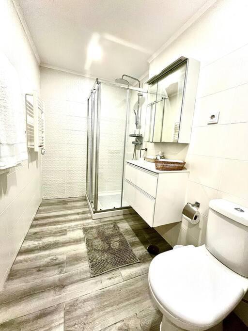 New-Romantic Studio Near The Beach! Paco de Arcos Bagian luar foto