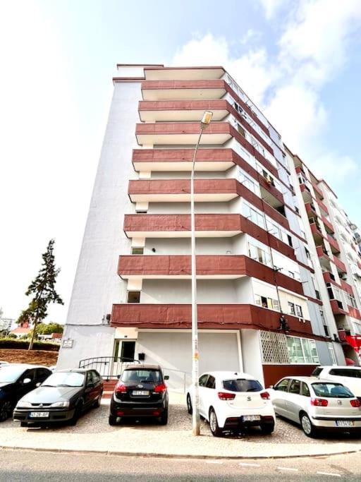 New-Romantic Studio Near The Beach! Paco de Arcos Bagian luar foto